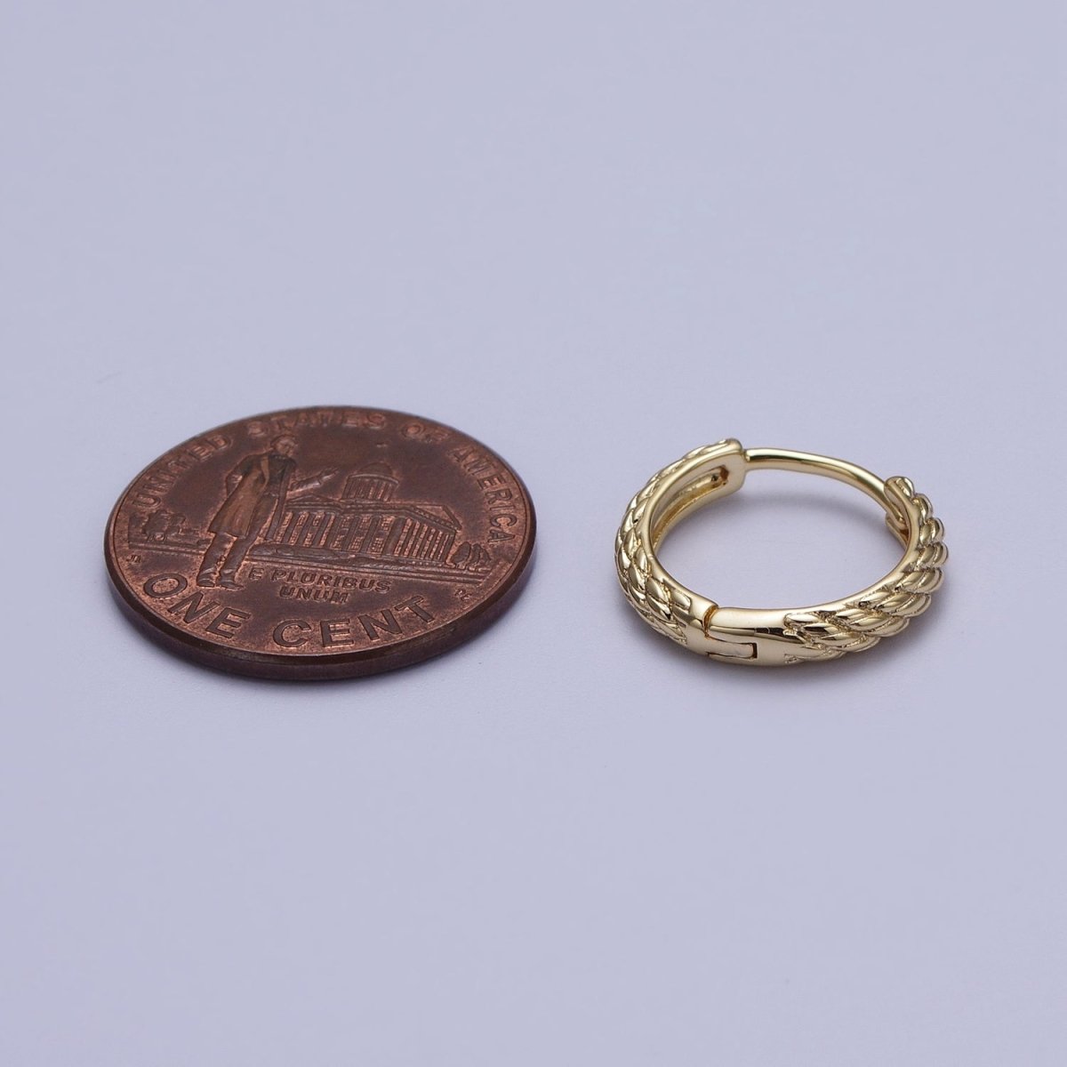 14.5mm Gold Twisted Rope Thin Cartilage Huggie Hoop Earrings | Y-188 - DLUXCA