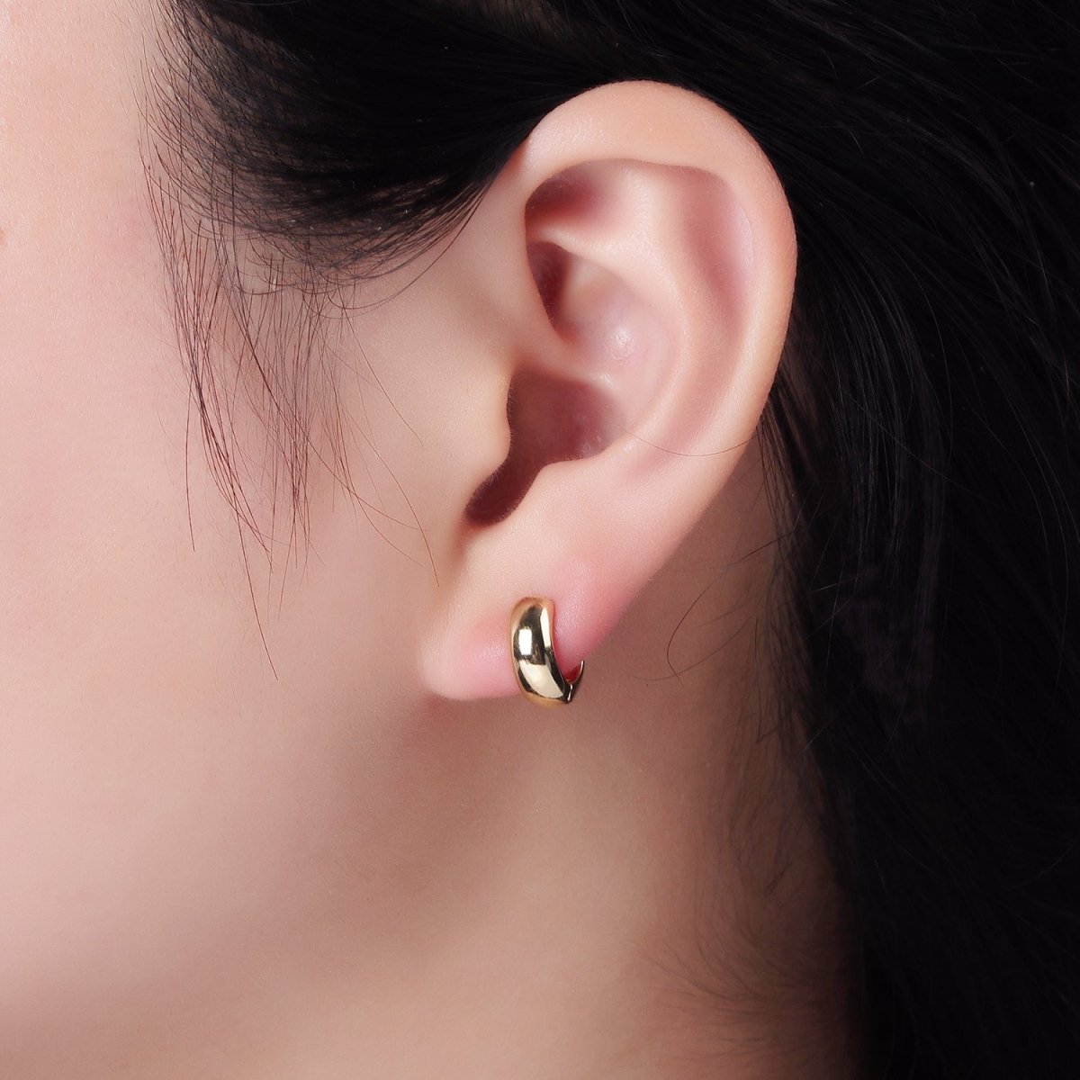 14K Gold Filled 10mm Chubby Minimalist Cartilage Huggie Earrings | P489 - DLUXCA