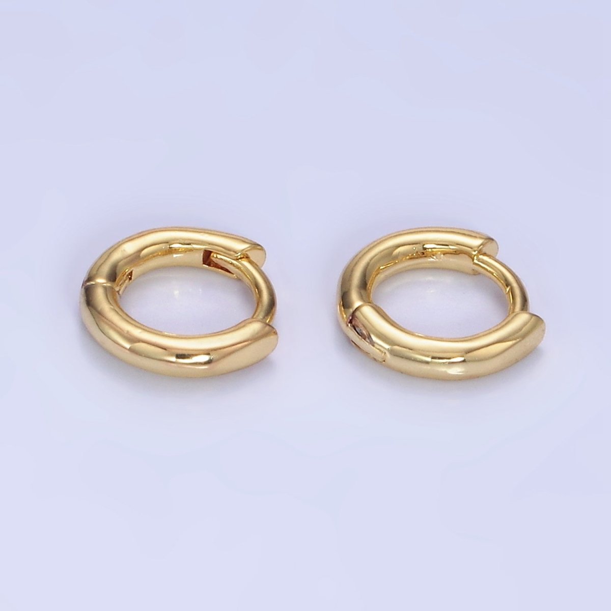 14K Gold Filled 10mm Minimalist Huggie Earring in Gold & Silver | Q028 Q029
