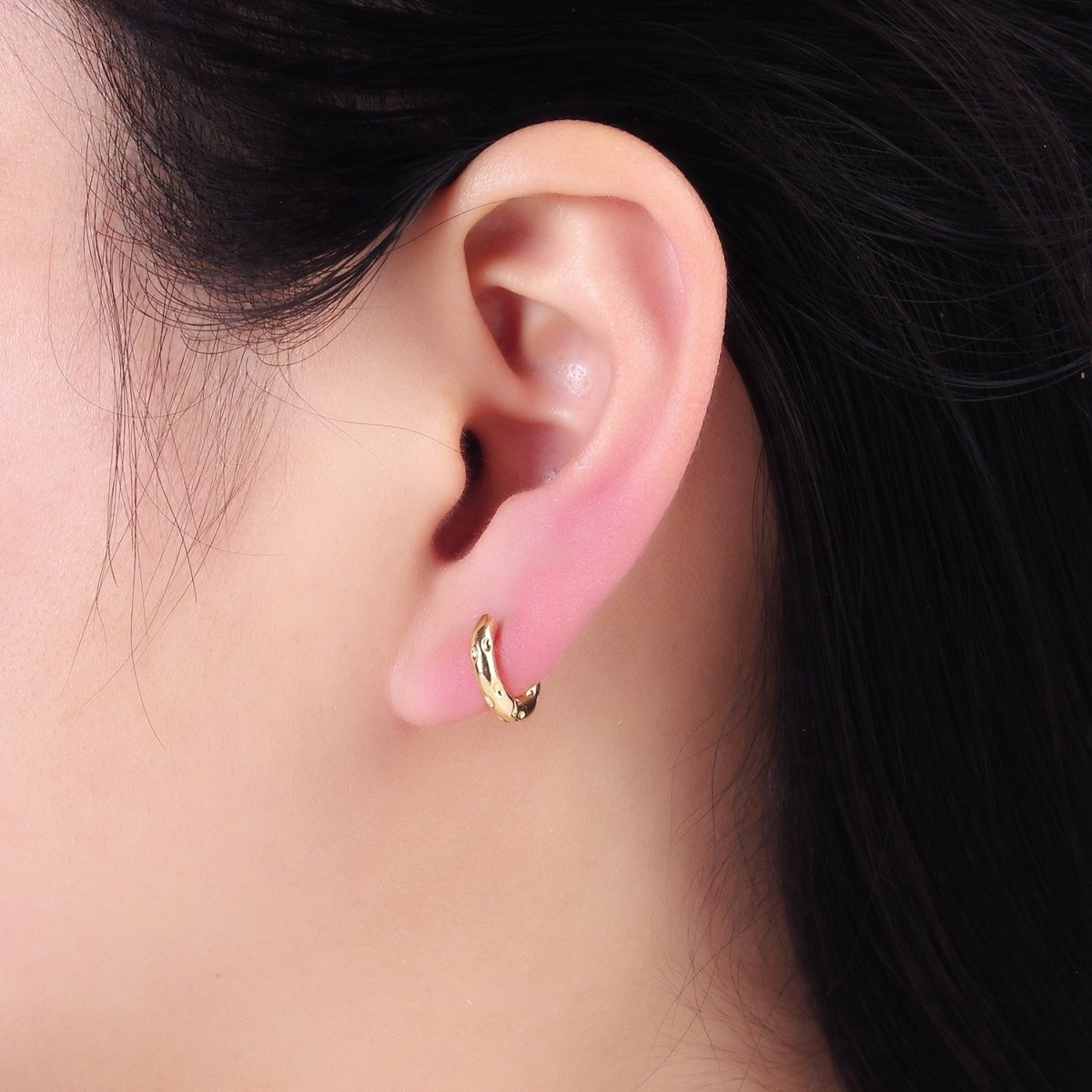14K Gold Filled 12mm Dotted Cartilage Huggie Earrings in Gold & Silver | AB1353 AB1354