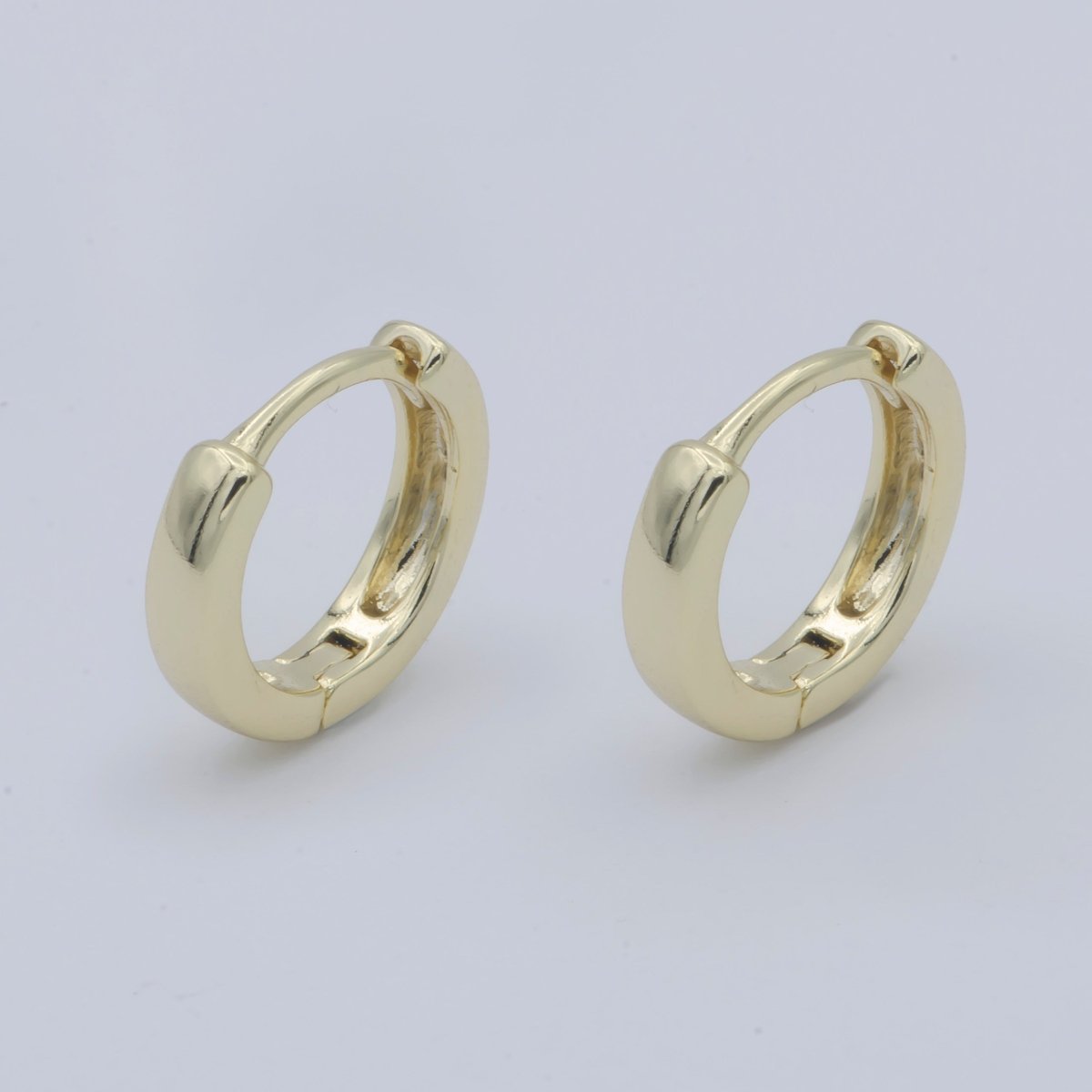 14K Gold Filled 13mm Huggie Hoop Earrings | Leo-570 - DLUXCA