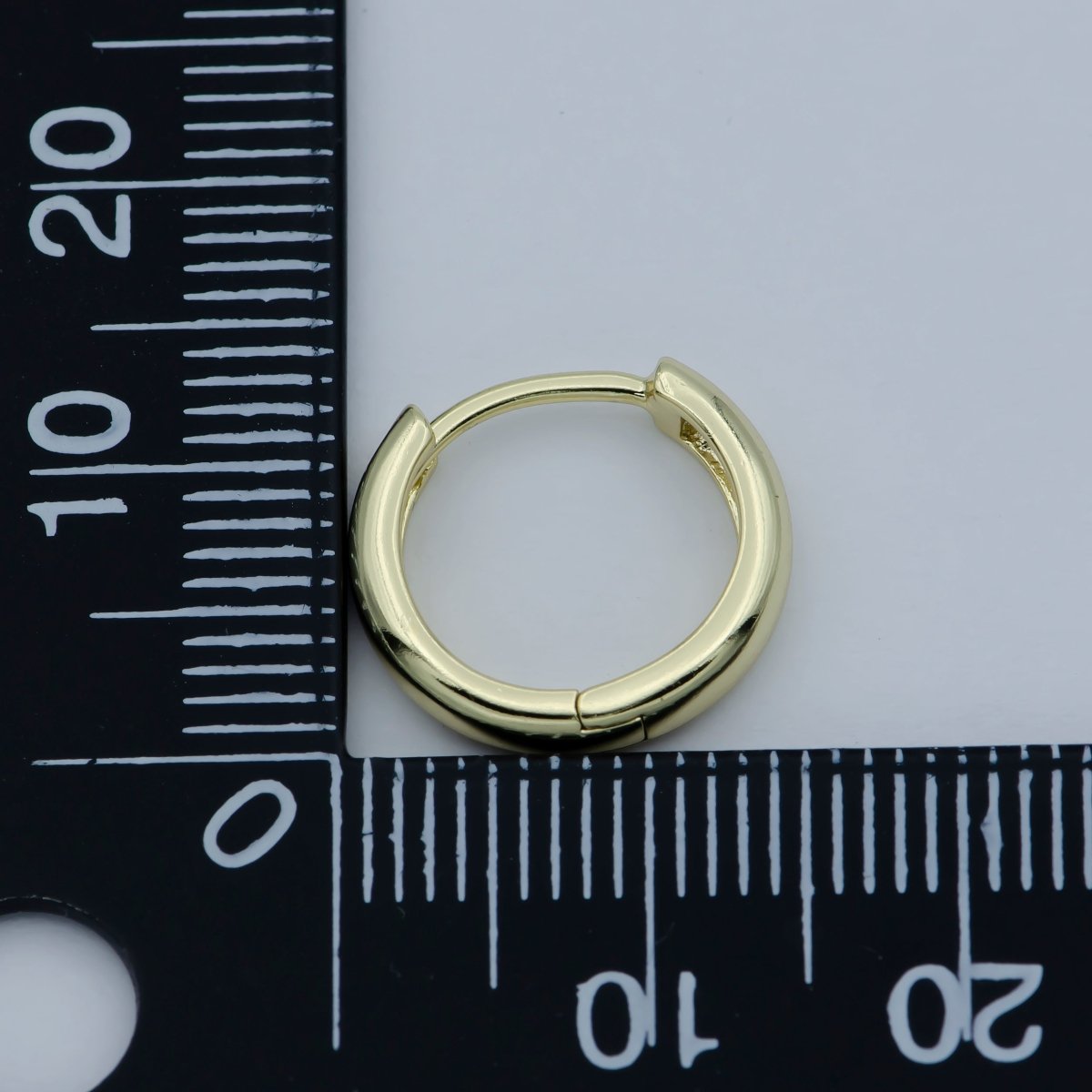 14K Gold Filled 13mm Minimalist Huggie Earrings in Gold & Silver | AB1165 AD171
