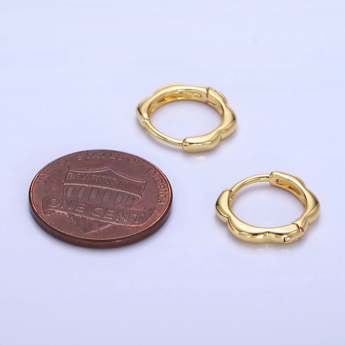 14K Gold Filled 13mm Rounded Huggie Earrings in Gold & Silver | P478 P479