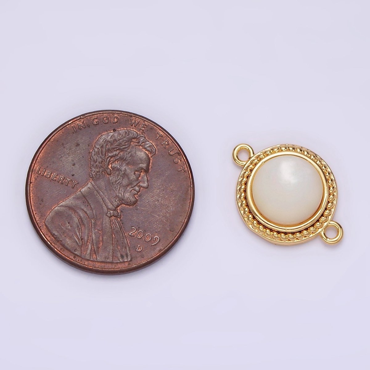 14K Gold Filled 15.7mm Shell Pearl Braided Bezel Round Connector | G-060 - DLUXCA