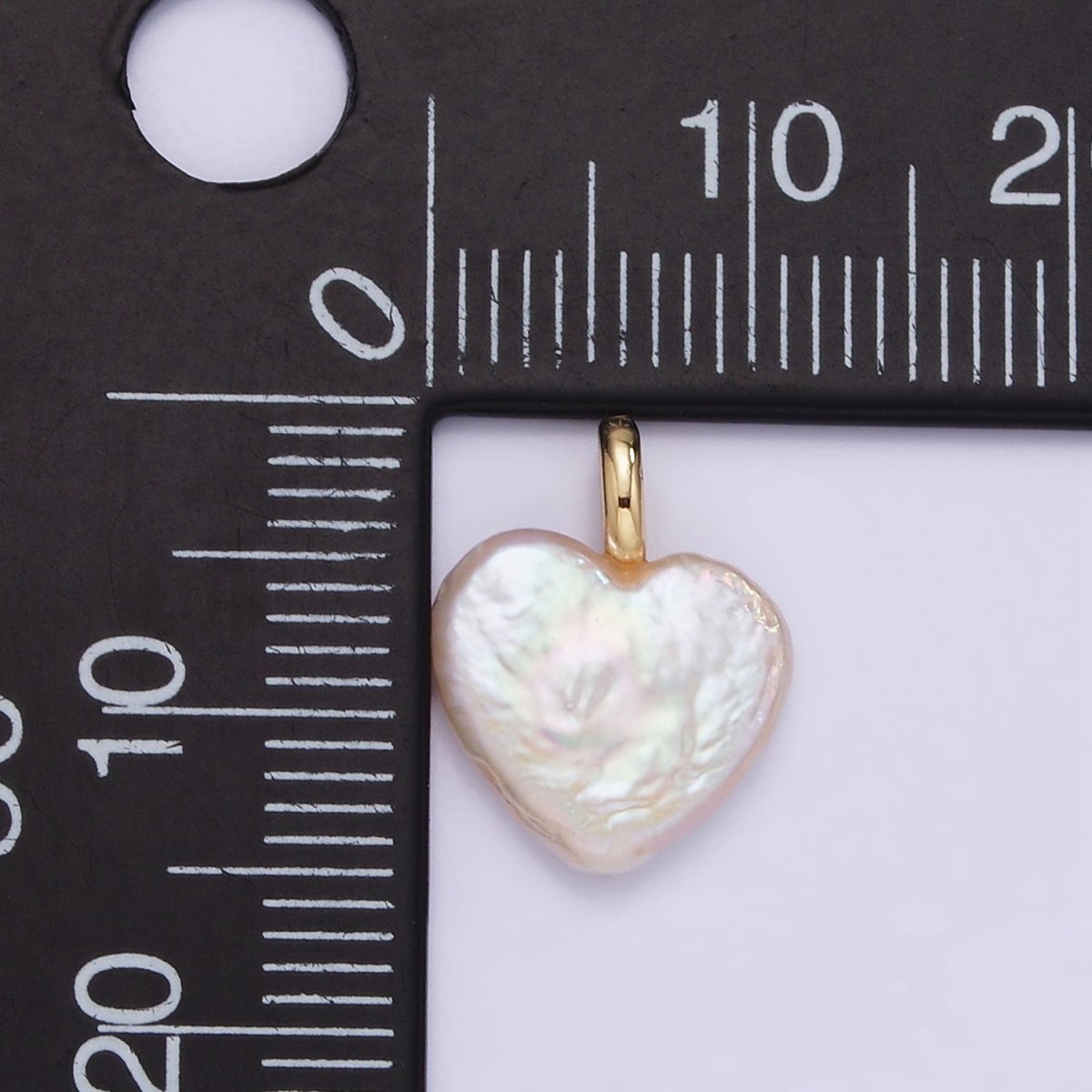 14K Gold Filled 16mm Freshwater Pearl Heart Pendant | P1855 - DLUXCA