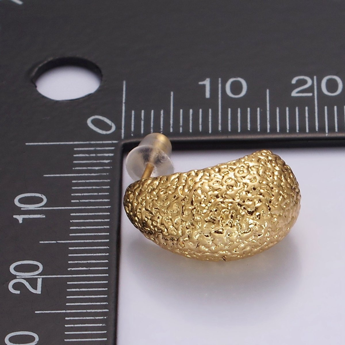 14K Gold Filled 17.7mm J-Shaped Textured Dome Stud Earrings | V309 - DLUXCA