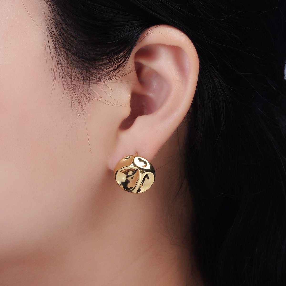 14K Gold Filled 17mm Molten Hammered Round Stud Earrings | V239