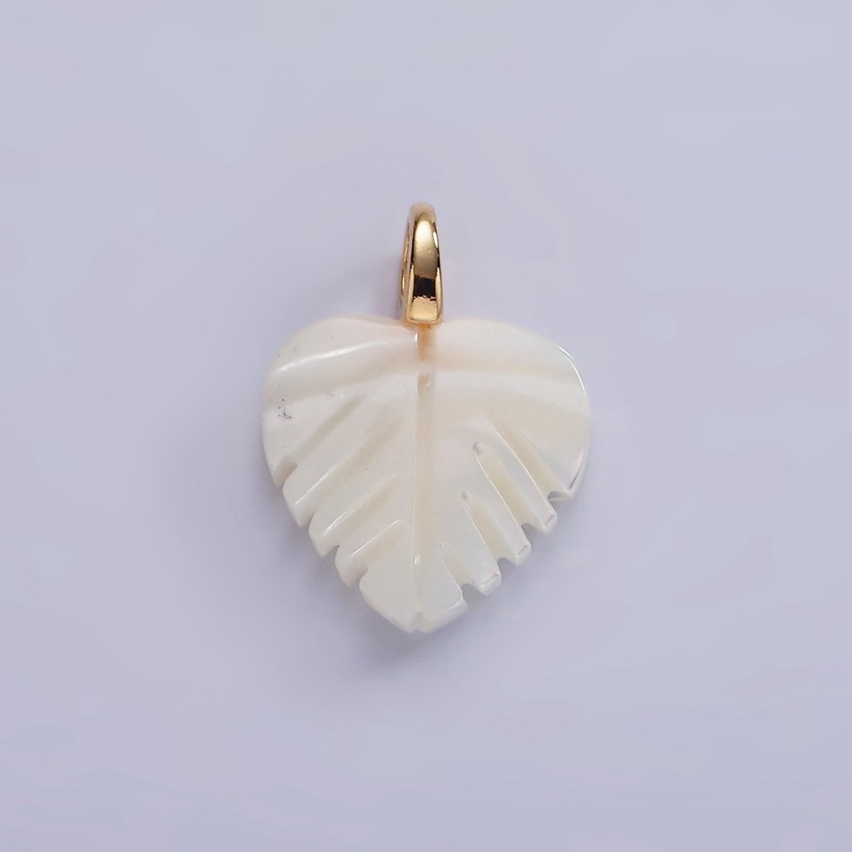 14K Gold Filled 17mm Shell Pearl Heart Nature Monstera Leaf Pendant | P1640 - DLUXCA