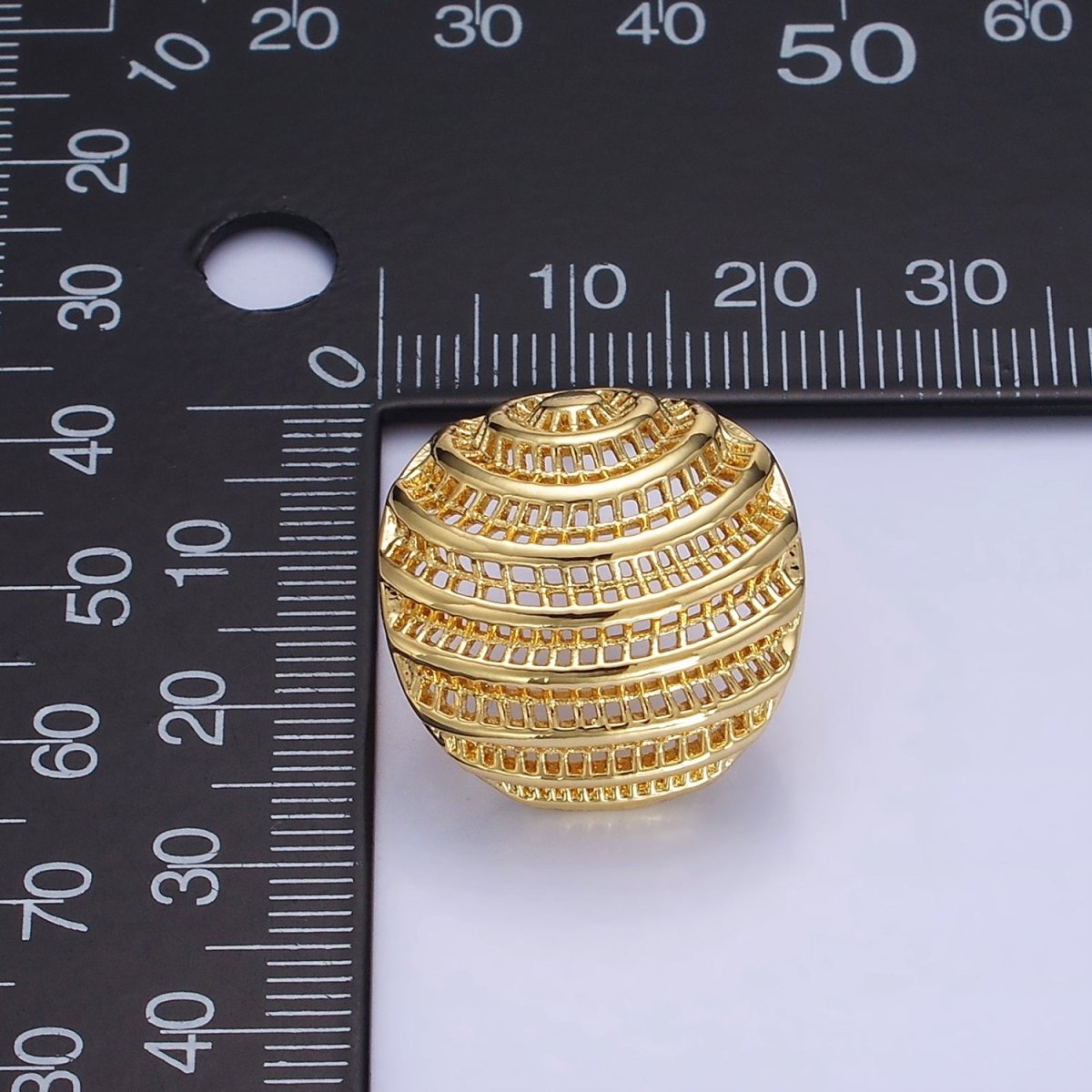 14K Gold Filled 20mm Filigree Dome Stud Earrings in Gold & Silver | P463 P464