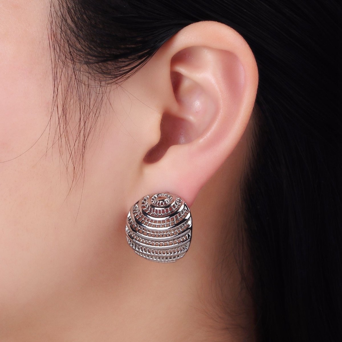 14K Gold Filled 20mm Filigree Dome Stud Earrings in Gold & Silver | P463 P464
