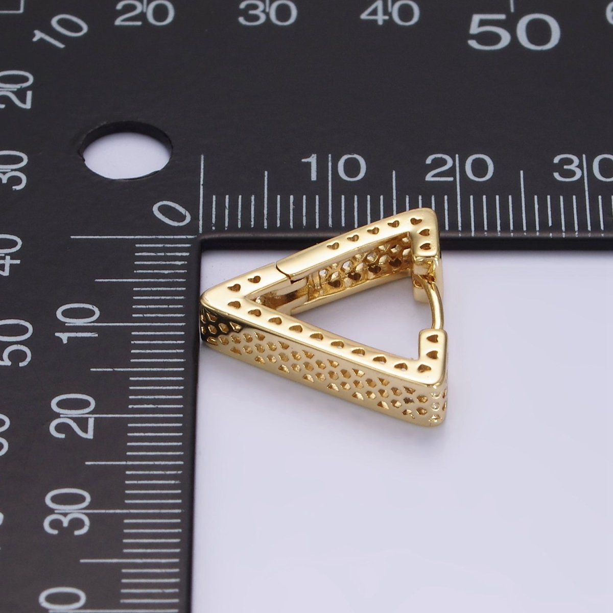 14K Gold Filled 20mm Heart Hexagonal Filigree Triangle Hoop Earrings | AE721