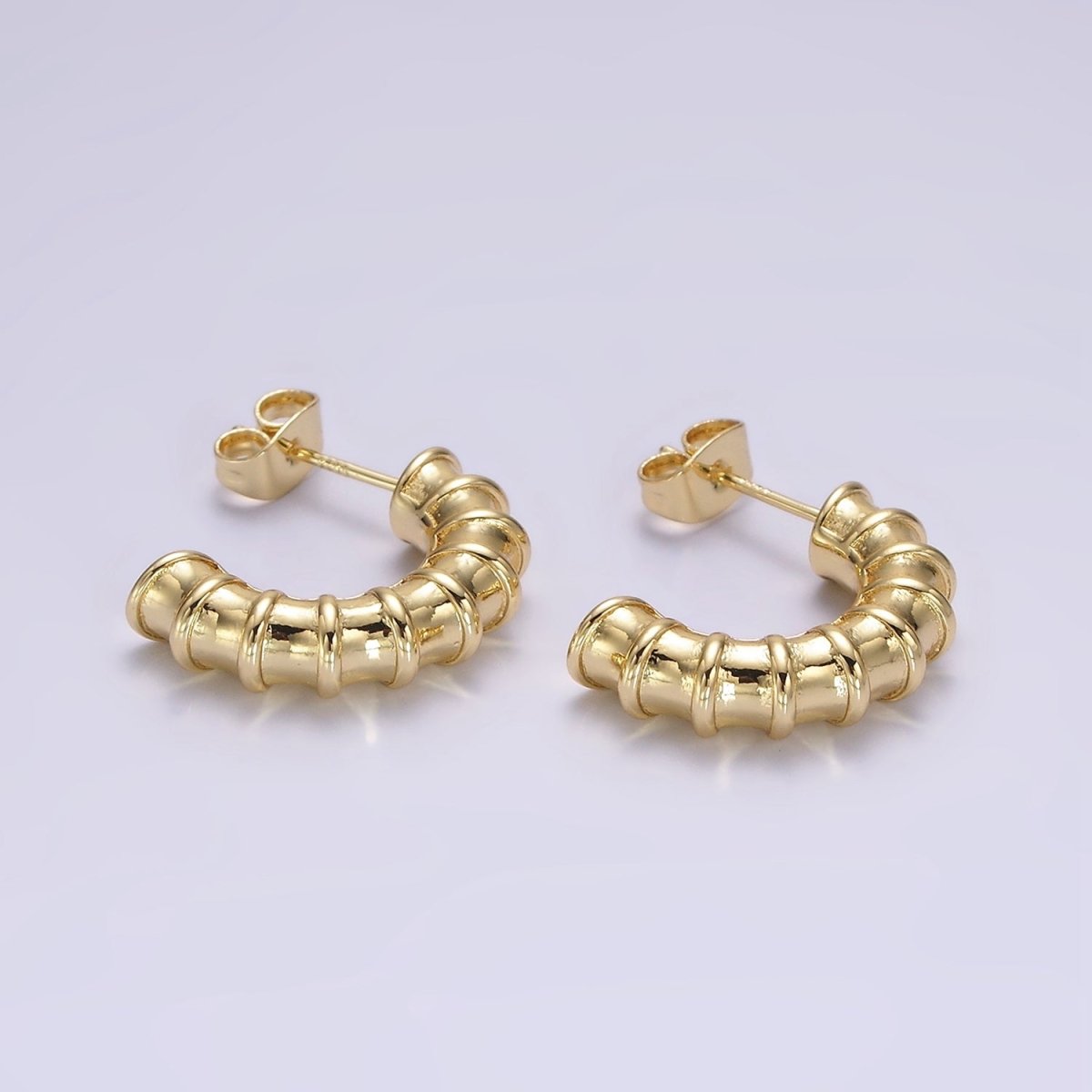 14K Gold Filled 20mm Multiple Lined Minimalist C-Shaped Hoop Earrings | AE172