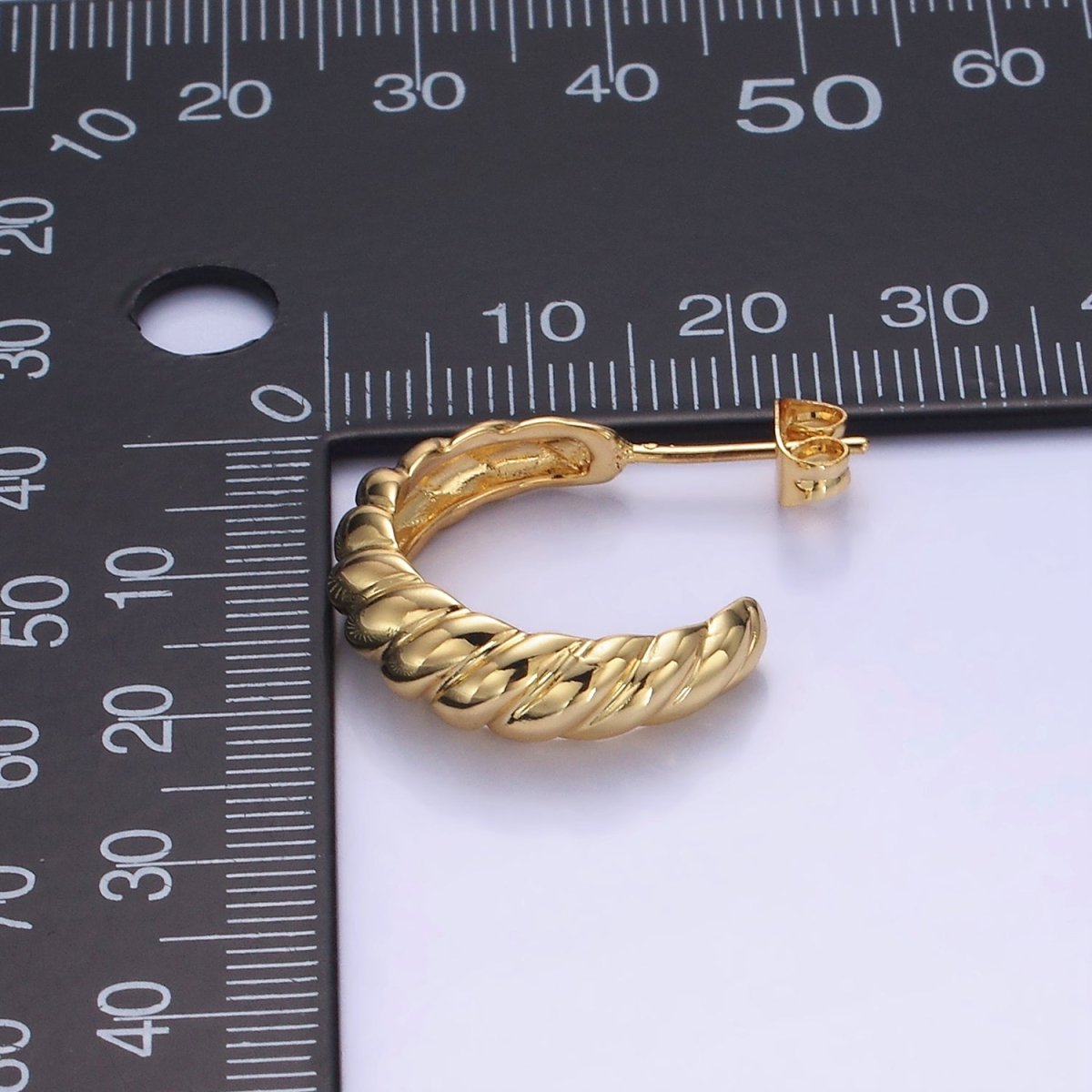 14K Gold Filled 22mm Croissant C-Shaped Hoop Earrings | AB1332 - DLUXCA