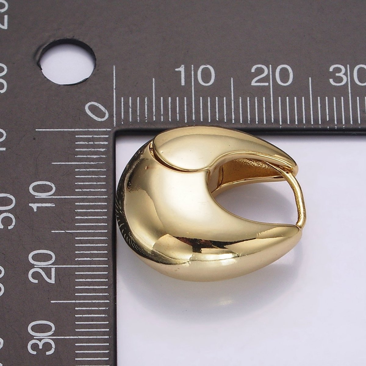 14K Gold Filled 23mm Teardrop Rounded Chubby Huggie Hoop Earrings in Gold & Silver | AE371 AE372
