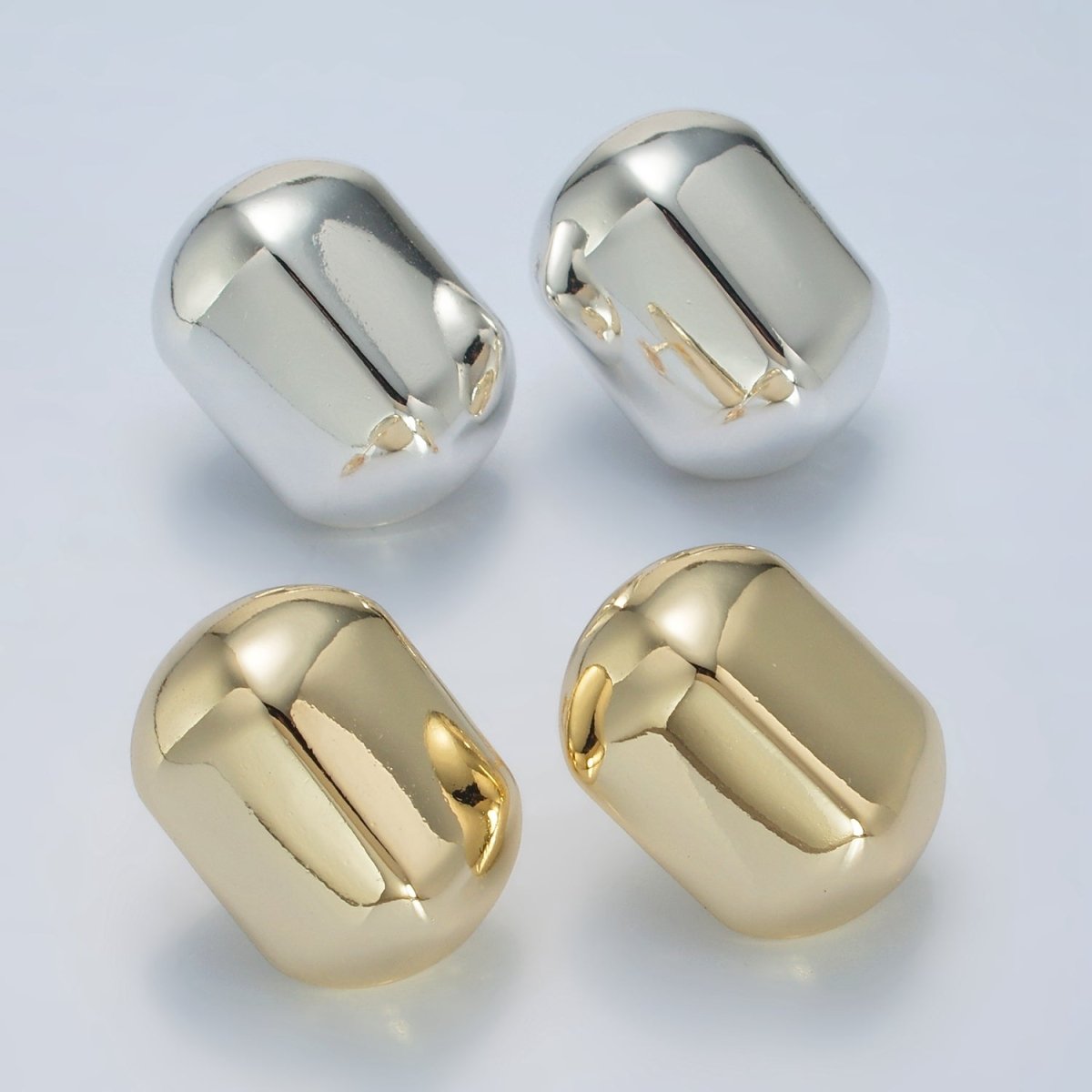 25mm Edged Oblong Lightweight Stud Earrings in Gold & Silver | AD682 AD683