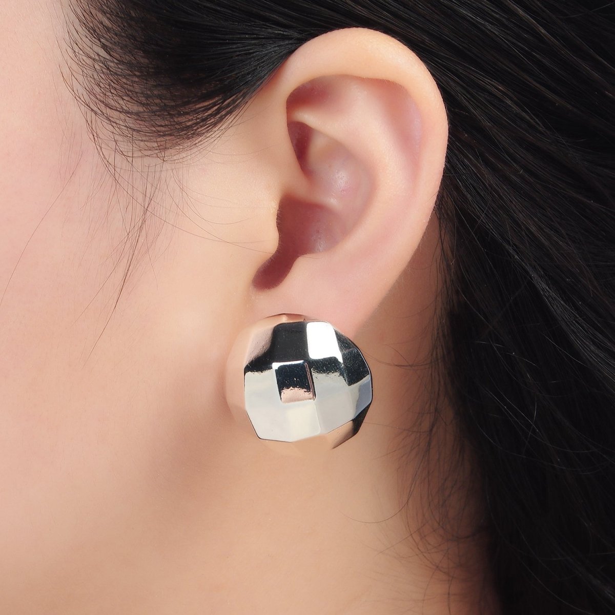 25mm Multifaceted Round Lightweight Stud Earrings in Gold & Silver | AD703 AD704