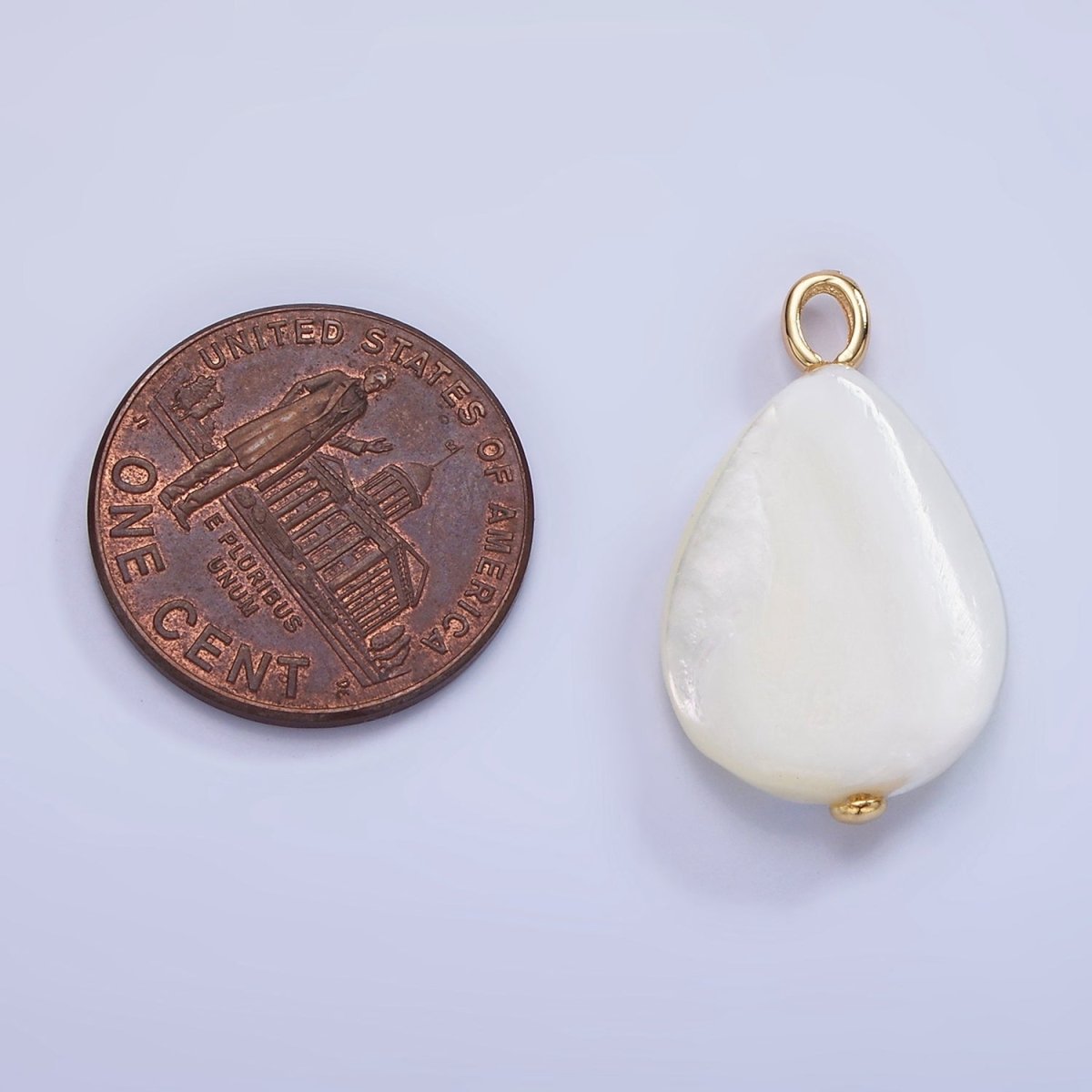 14K Gold Filled 25mm Shell Pearl Gemstone Teardrop Pendant | P1682 - DLUXCA