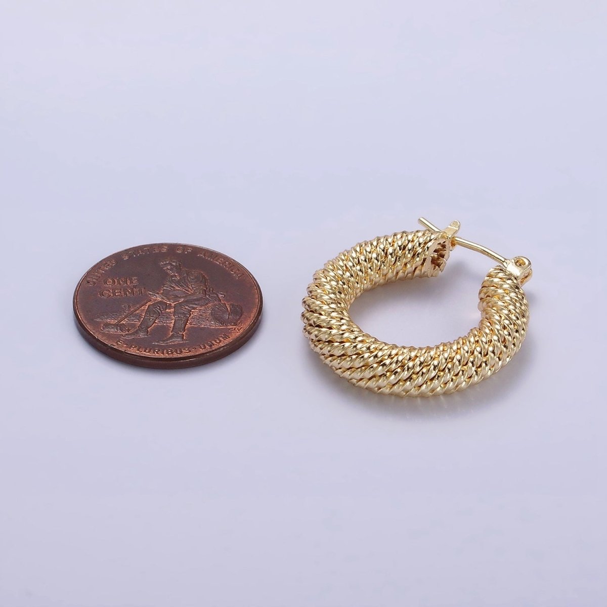 14K Gold Filled 25mm Twisted Rope Band Hoop Earrings | AE660 - DLUXCA