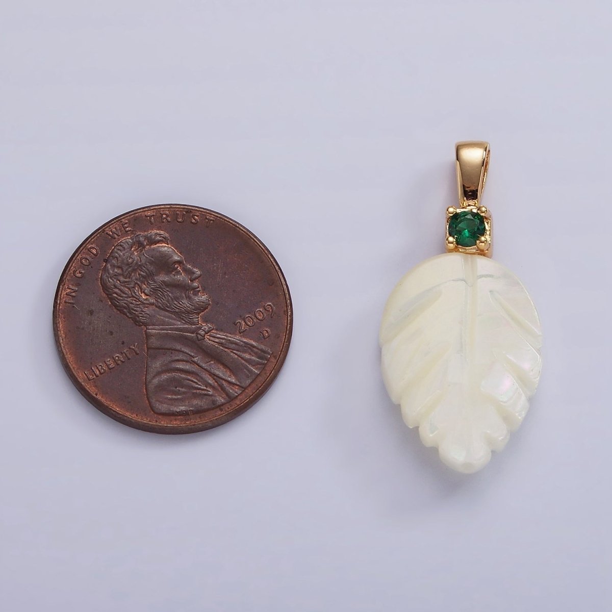 14K Gold Filled 27.5mm Green CZ Shell Pearl Nature Leaf Pendant | P1637