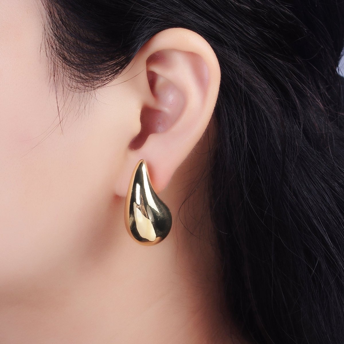 14K Gold Filled 30mm Chunky Modern Teardrop Stud Kylie Earrings in Gold & Silver | AE-194 AE-199