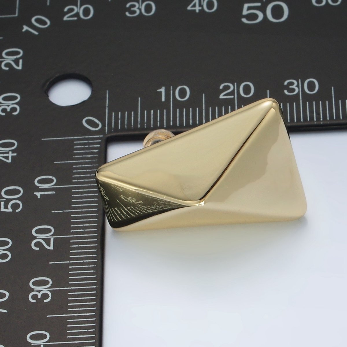 30mm Edged Rectangular Prism Lightweight Stud Earrings in Gold & Silver | AD677 AD678