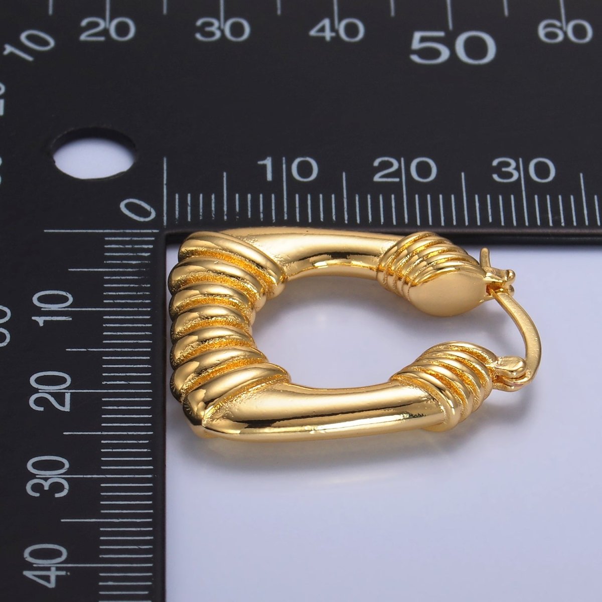 14K Gold Filled 30mm Quilted Puffed Square Latch Hoop Earrings in Gold & Silver | AD487 AD488