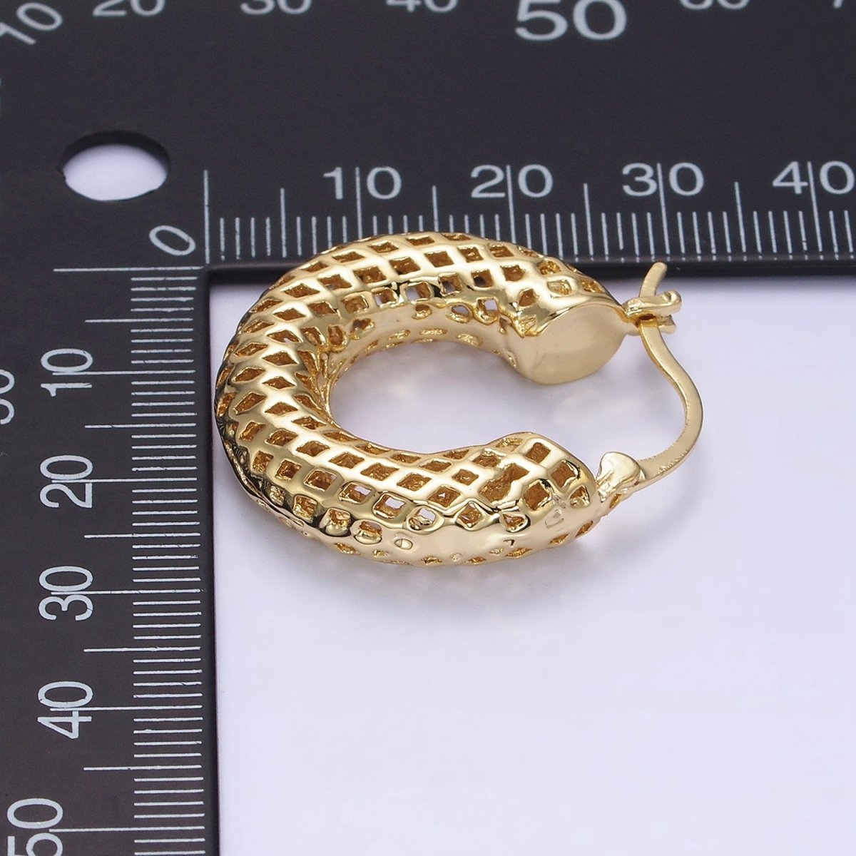 14K Gold Filled 30mm Rhombus Filigree Chubby Hoop French Lock Latch Earrings in Gold & Silver | AE075 AE076