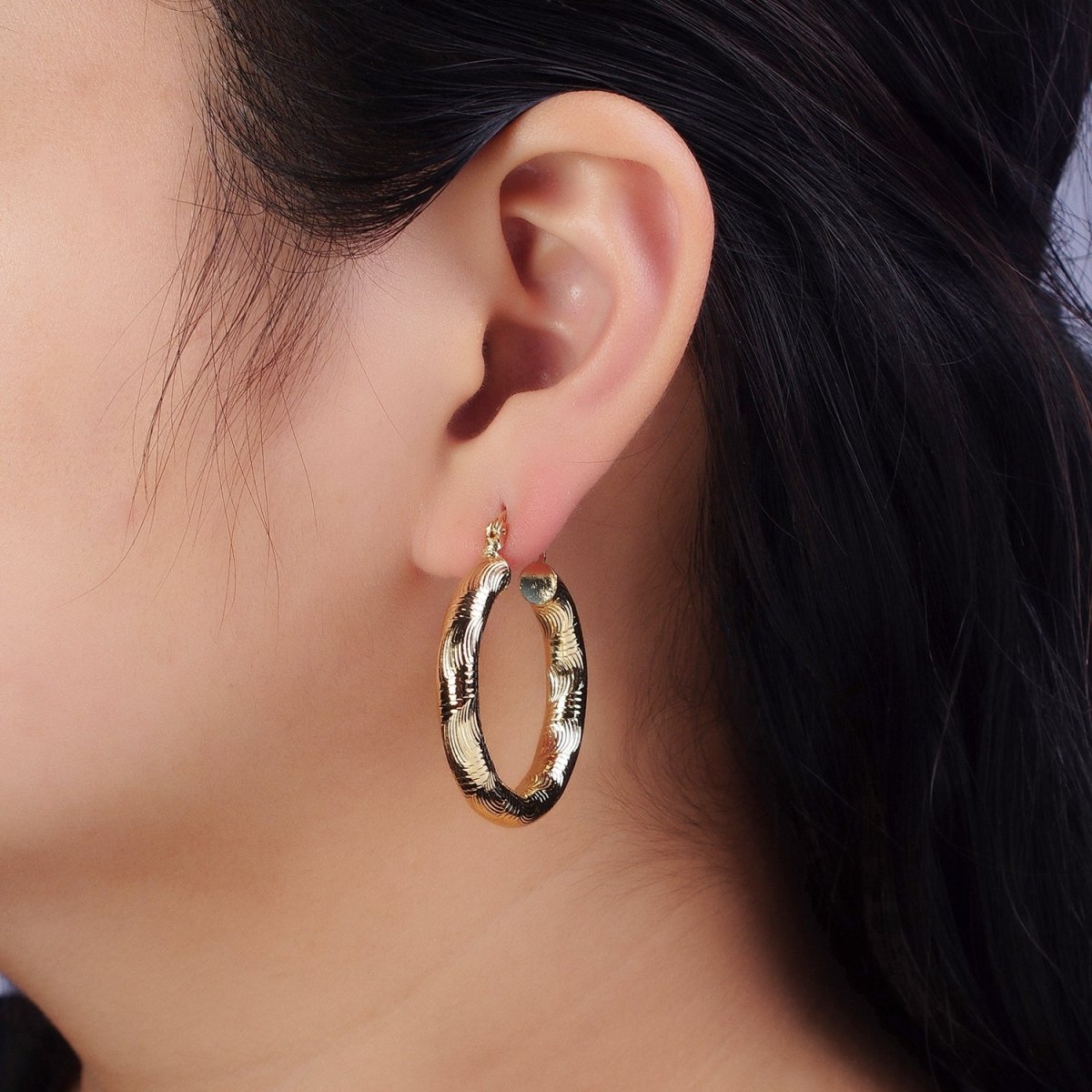 14K Gold Filled 35mm, 45mm, 55mm Curved Line Textured Latch French Lock Hoop Earrings | AE006 -AE008