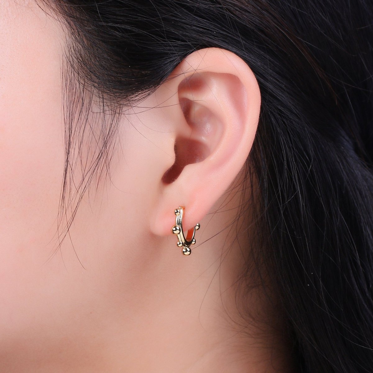 14K Gold Filled Beaded Bubble Outline Latch Hoop Earrings in Gold & Silver | T-276 T-277