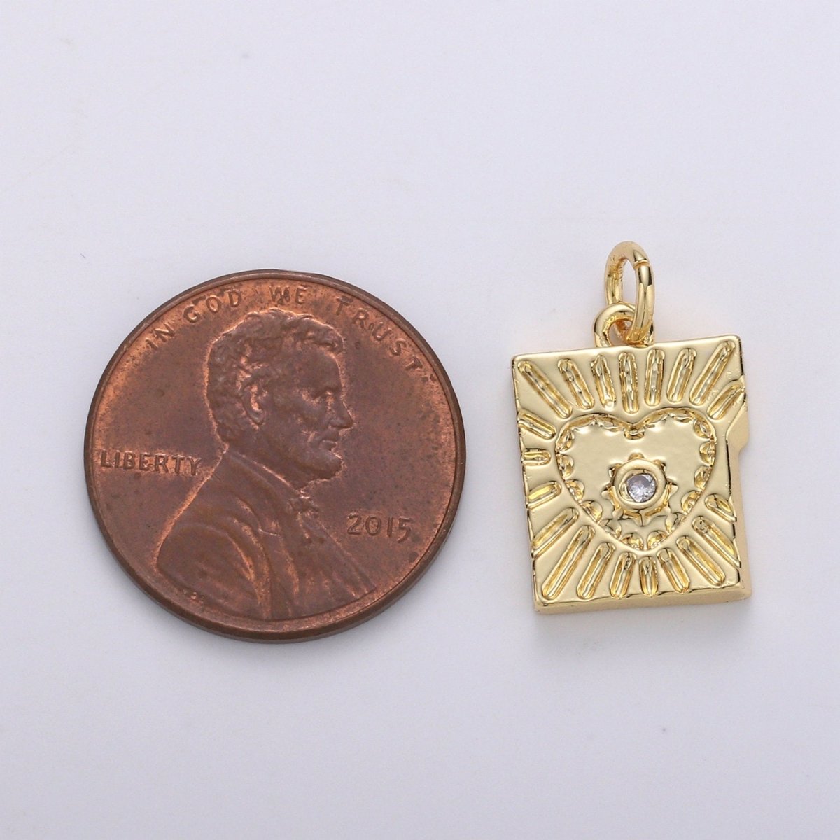 14k Gold Filled Charm Mini Heart Charm Tablet Heart Sun Ray Pendant for Necklace Bracelet Earring. D-714 - DLUXCA