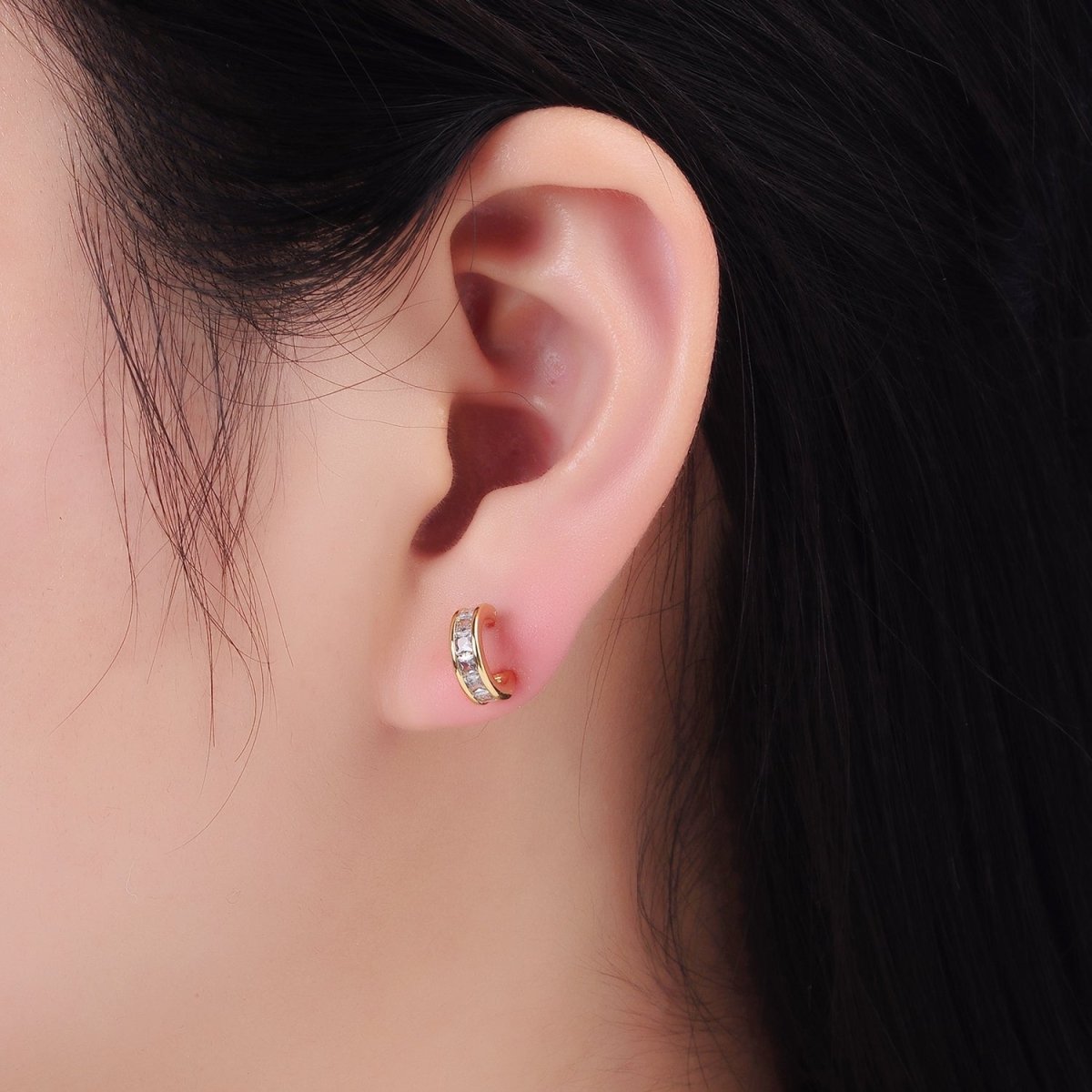 14K Gold Filled Clear CZ Square Lined Cartilage C-Shaped Hoop Earrings | AB1262 - DLUXCA