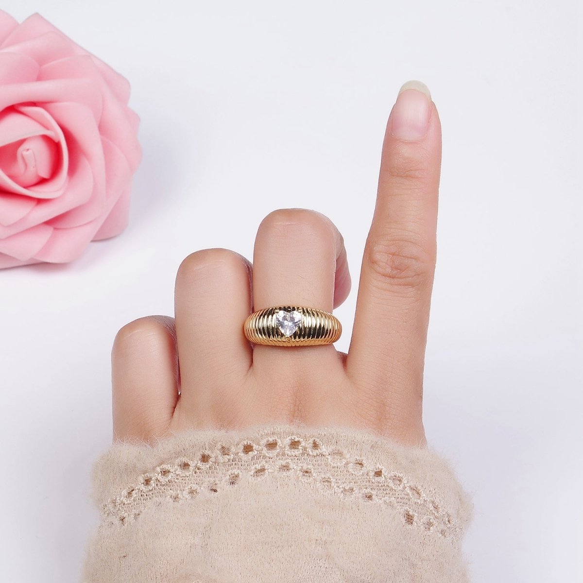 14K Gold Filled Clear Heart CZ Ribbed Chubby Signet Ring | O193
