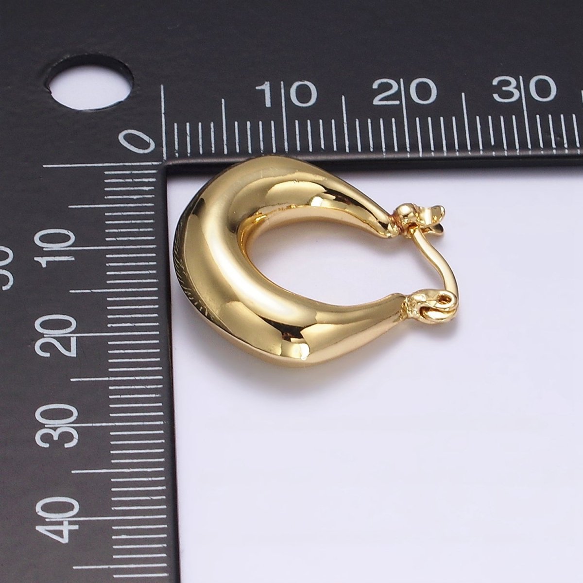 14K Gold Filled Curved Chubby French Lock Latch Hoop Earrings  in Gold & Silver | AE856 AE857