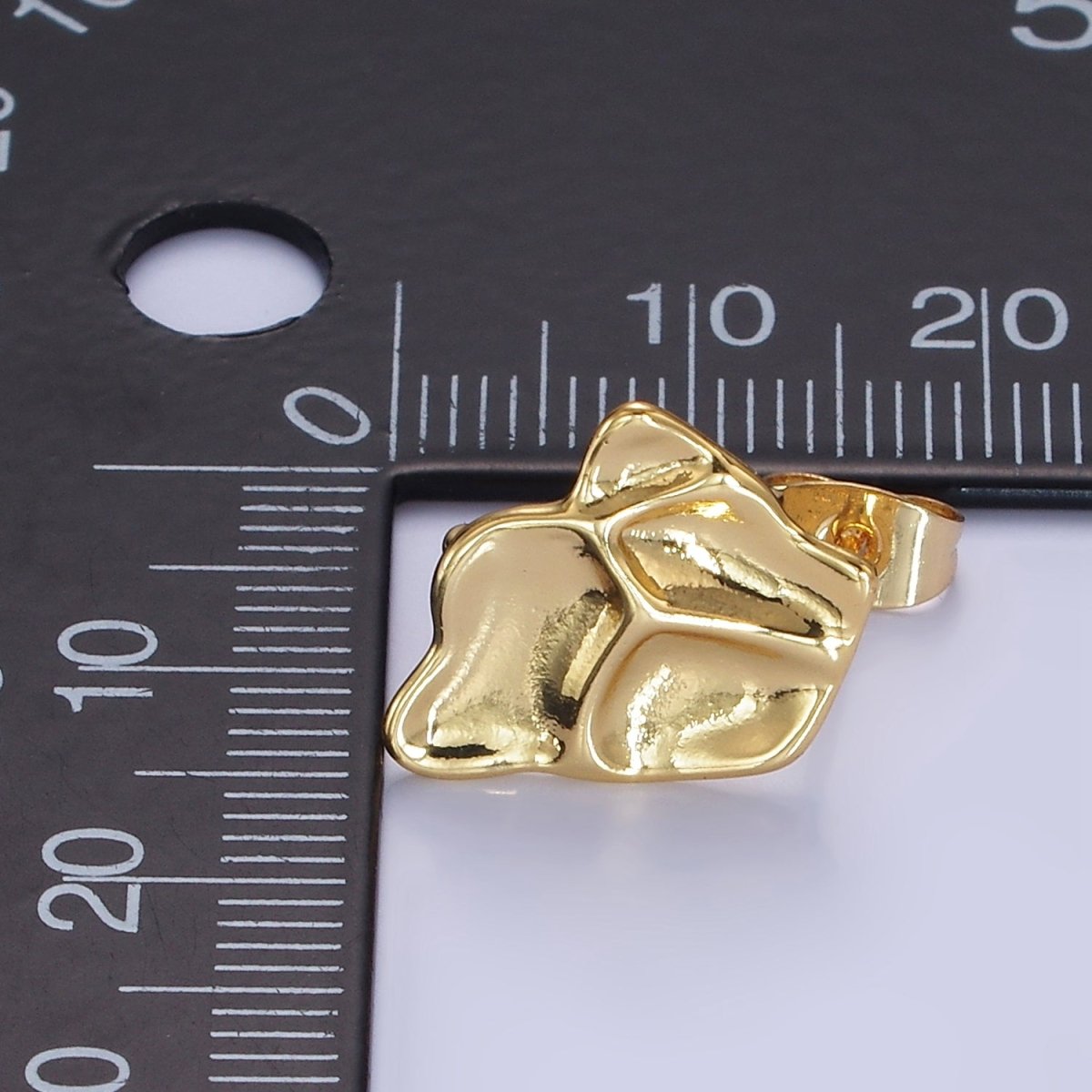 14K Gold Filled Hammered Abstract Stud Earrings in Gold & Silver | Z742 Z743