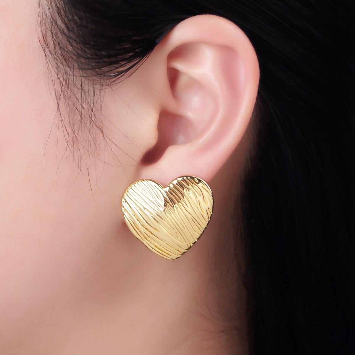 14K Gold Filled Line-Textured Heart Stud Earrings  in Gold & Silver | P456 P457
