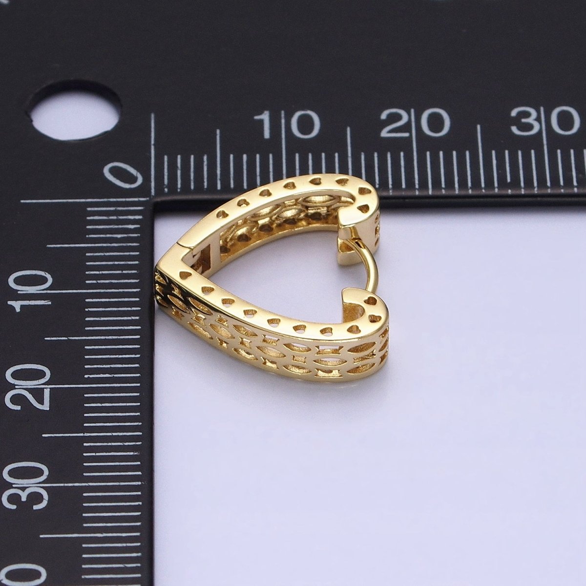 14K Gold Filled Oval Filigree Heart Geometric Huggie Earrings | AB1532 - DLUXCA