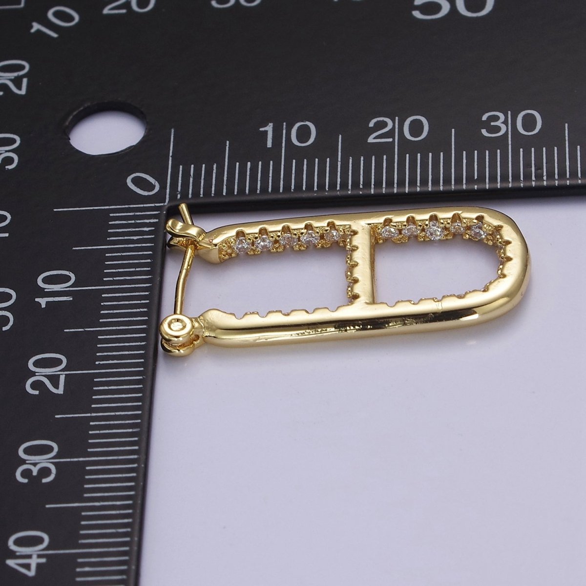 14k Gold Filled Rectangular Hoop Earring Chunky Gold CZ Oblong Hoop Earring Minimalist Rectangle Earring Silver Pill Earring Chunky Style Earring V-106