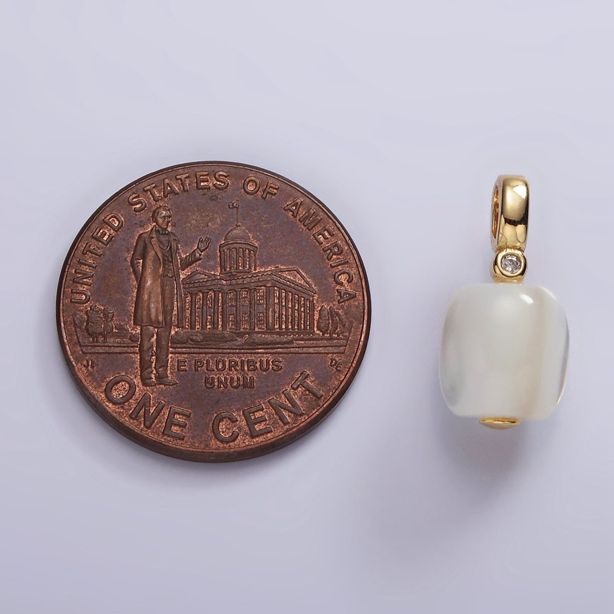 14K Gold Filled Shell Pearl Square BZ Bezel Pendant | P1664 - DLUXCA