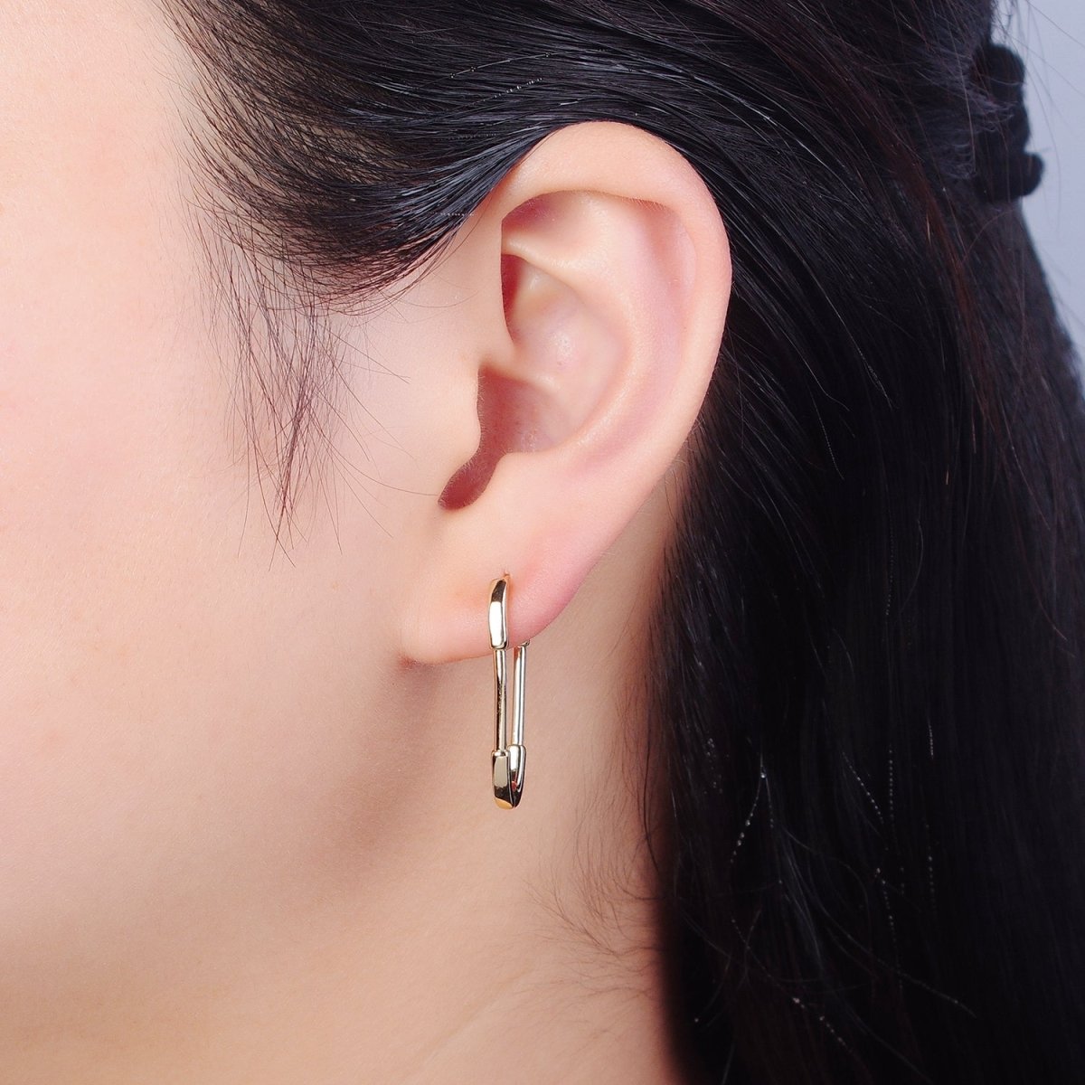 14K Gold Filled Triangle U Shaped Huggie Geometric Oblong Hoops Earrings | P-380 - DLUXCA