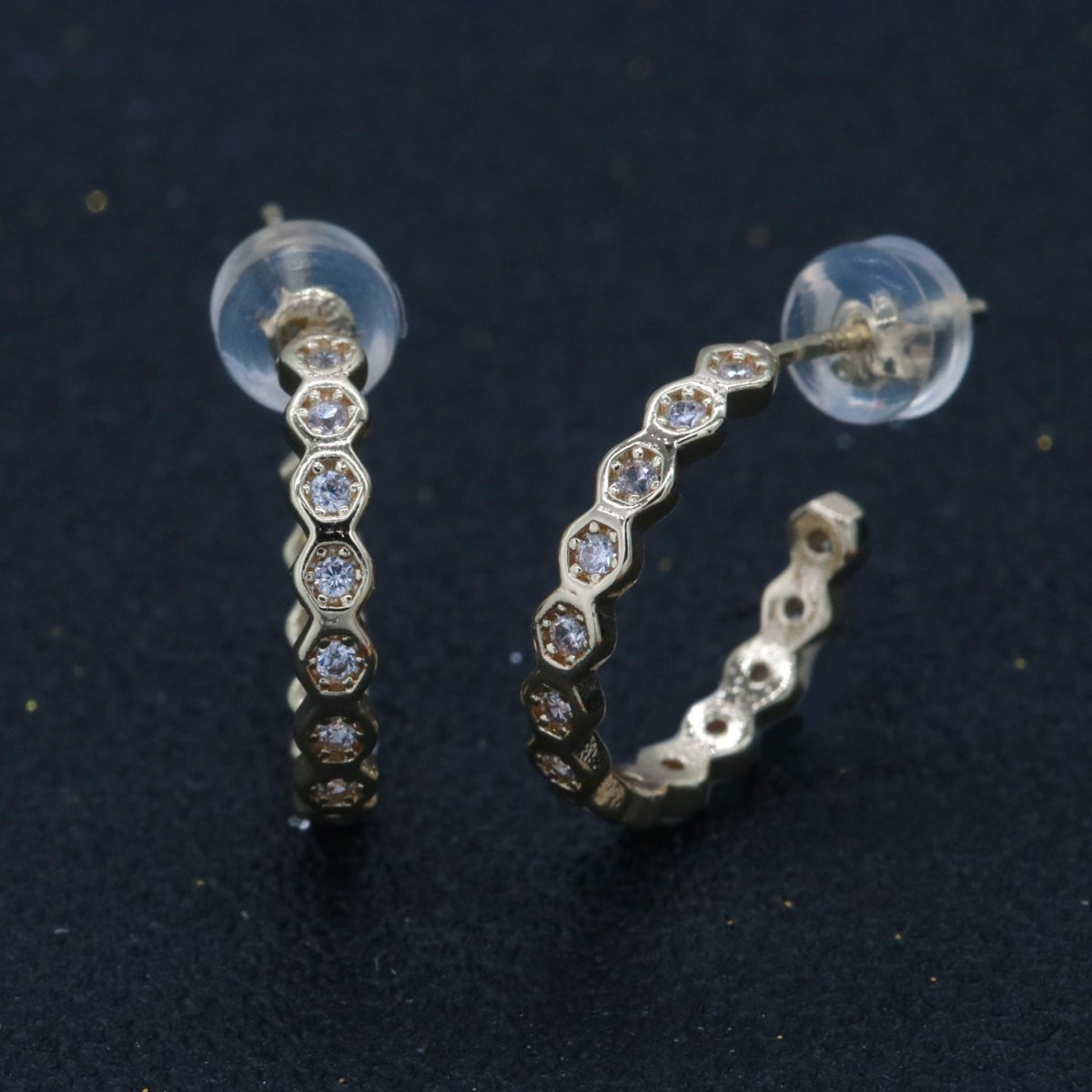 15mm Gold Hoop Earring with Geometric CZ Bezel Set P-181 - DLUXCA