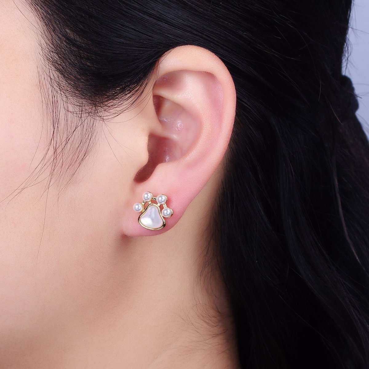 16K Gold Filled Pet Pawprint Animal Shell Pearl Stud Earrings in Gold & Silver | AD952 AD953