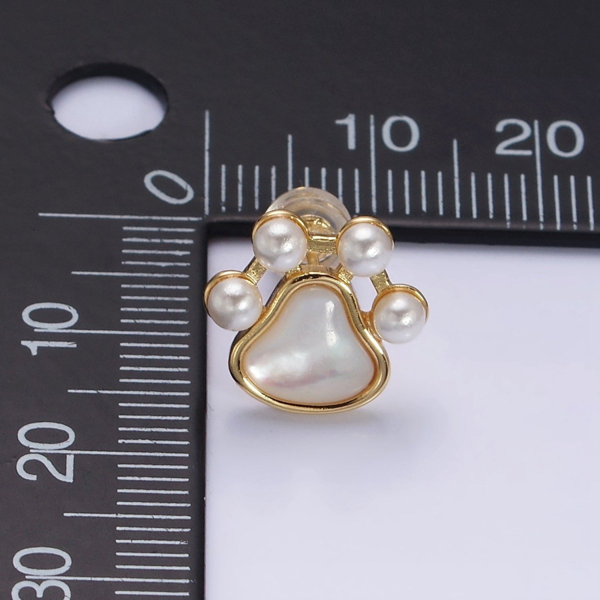16K Gold Filled Pet Pawprint Animal Shell Pearl Stud Earrings in Gold & Silver | AD952 AD953