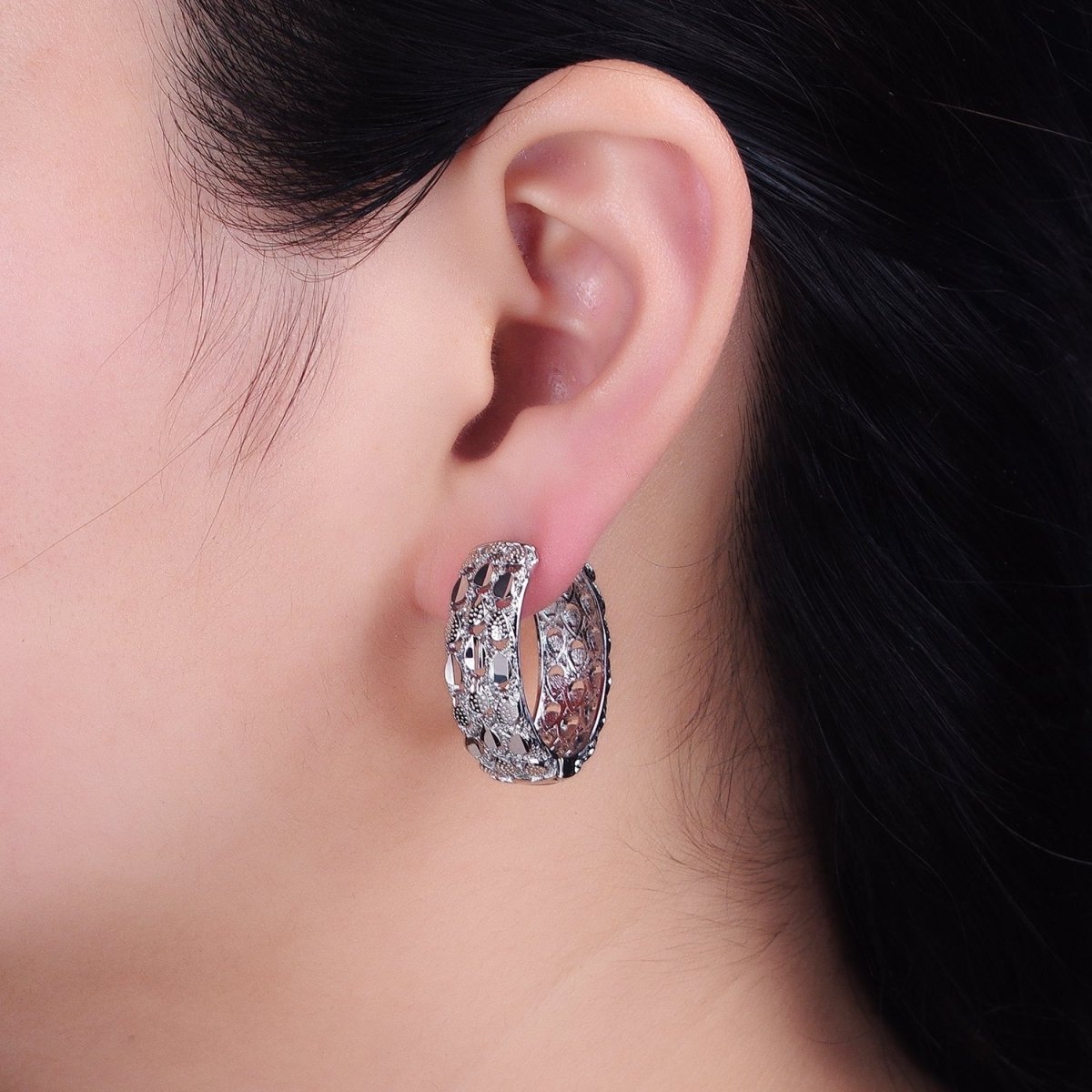 16K Gold Filled Triple Teardrop Textured 28mm Hoop Earrings in Gold & Silver | AB1557 AB1558