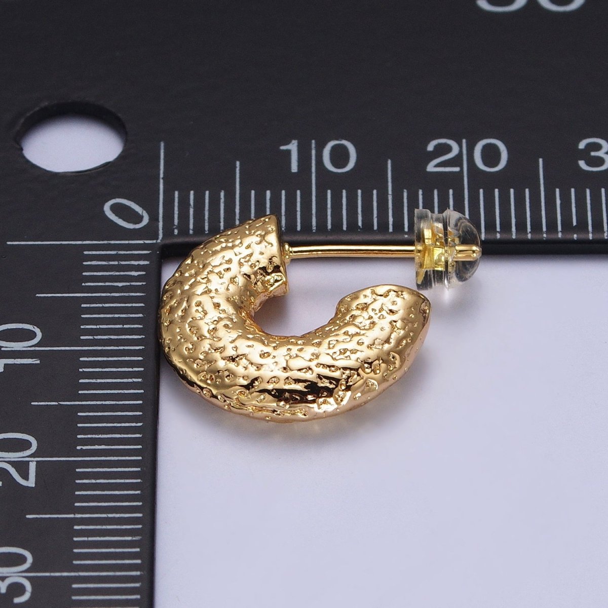 17mm Hammered C-Shaped Textured Chubby Hoop Earrings in Gold & Silver | AB047 AB048