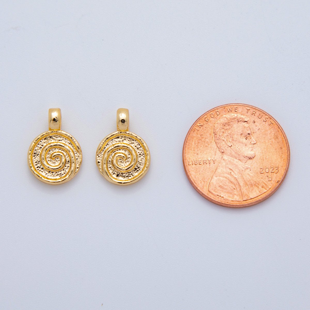 18K Gold Filled 14mm Uzumaki Spiral Coil Swirl Round Clam Textured Mini Charm | AH828 - DLUXCA