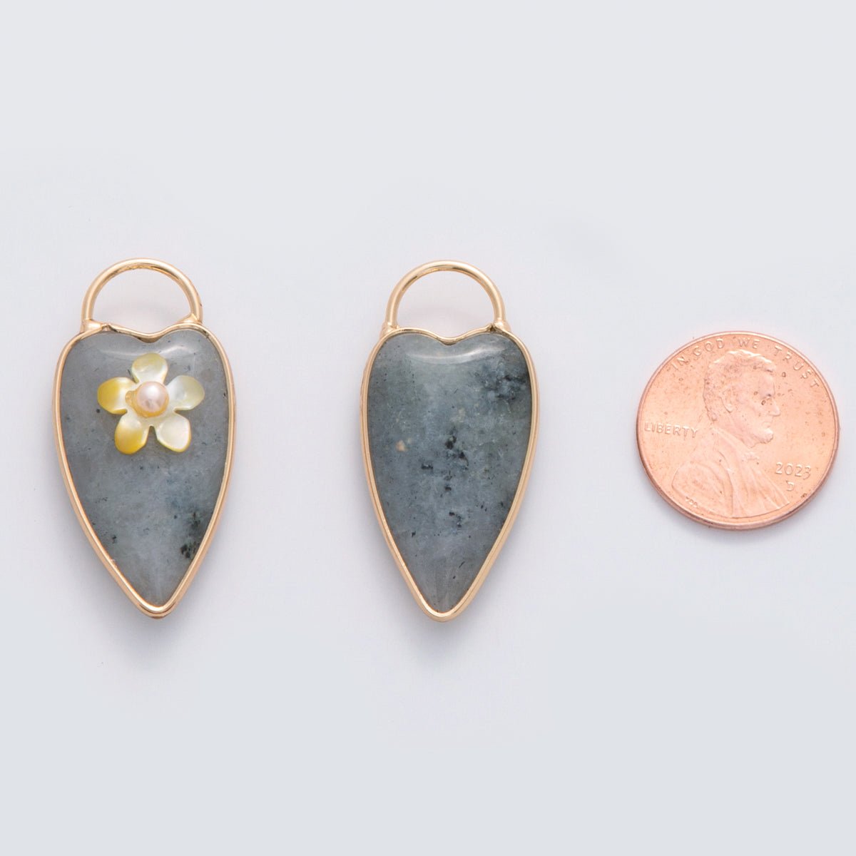 18K Gold Filled 35mm Pearl Flower Grey Agate Heart Padlock Charm | D703 - DLUXCA