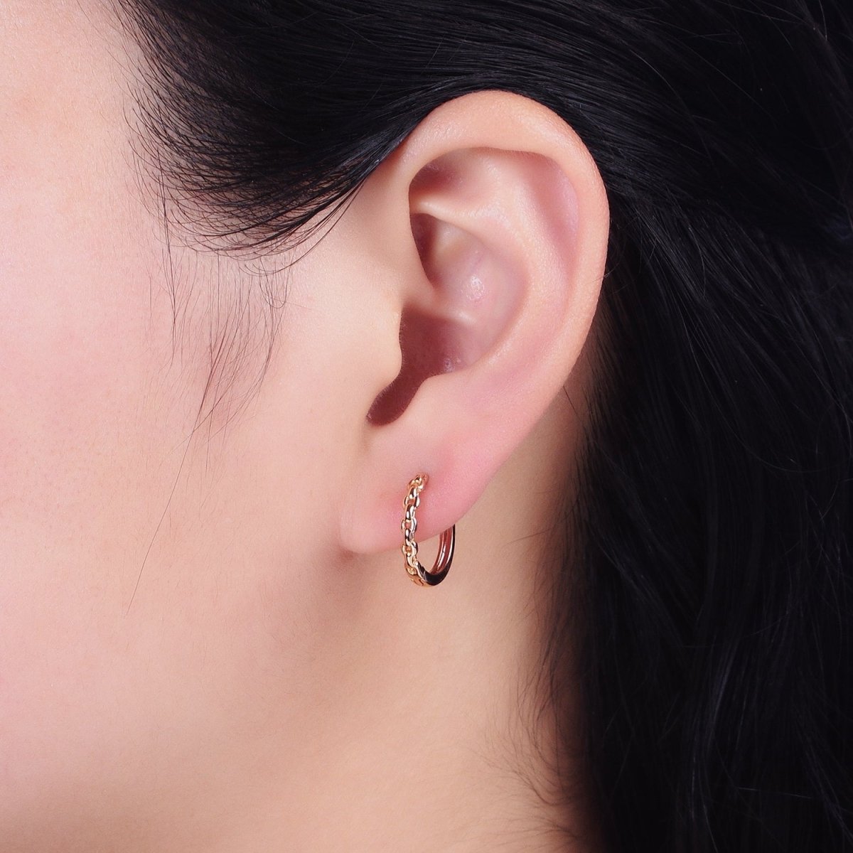 18K Gold Filled Cable Link Chain Endless Hoop Huggie Earrings | AD-1410 - DLUXCA