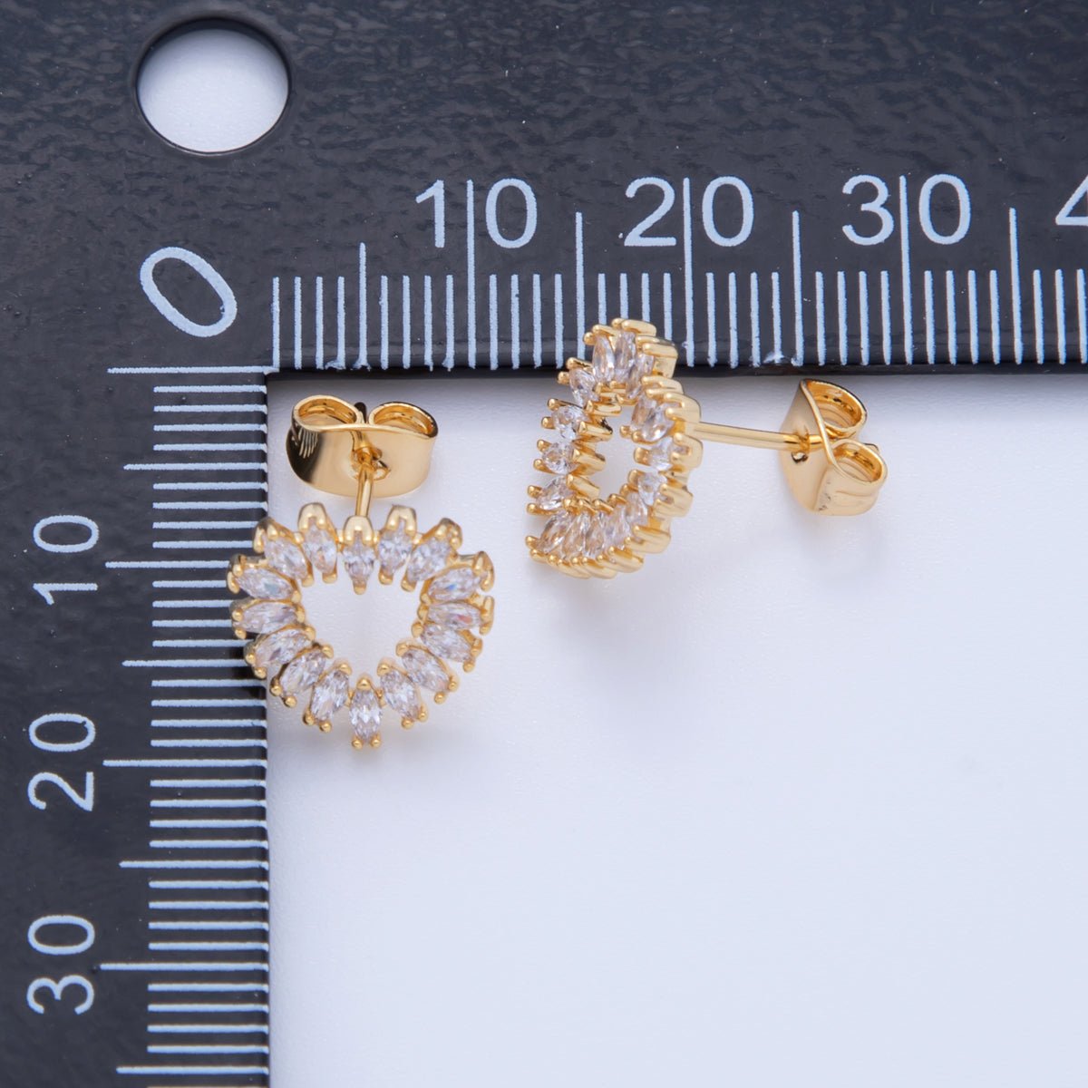 18K Gold Filled Clear CZ Marquise Open Heart Stud Earrings | AI354 - DLUXCA