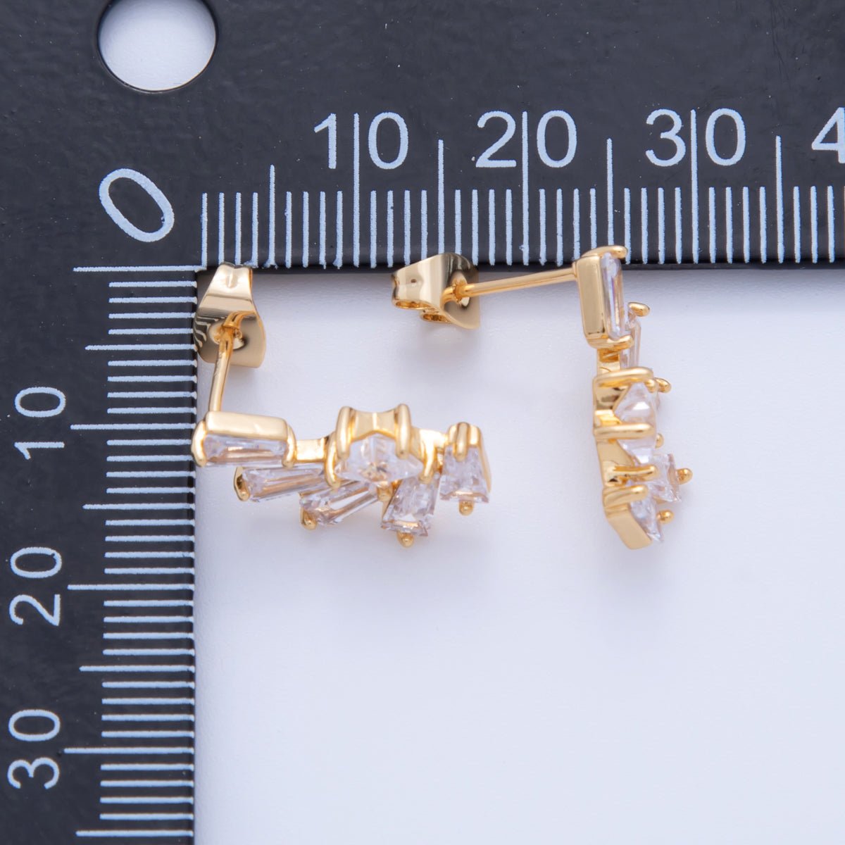 18K Gold Filled Clear CZ Star Baguette Stud Earrings | Q020 - DLUXCA