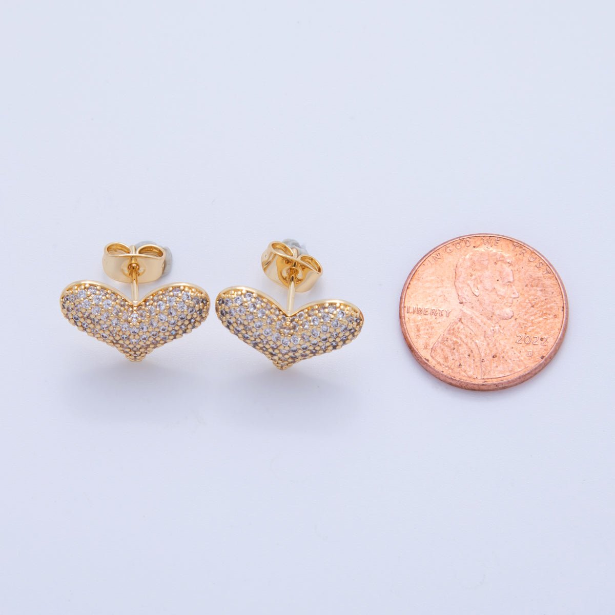 18K Gold Filled Micro Paved CZ Heart Stud Earrings | AI348 - DLUXCA